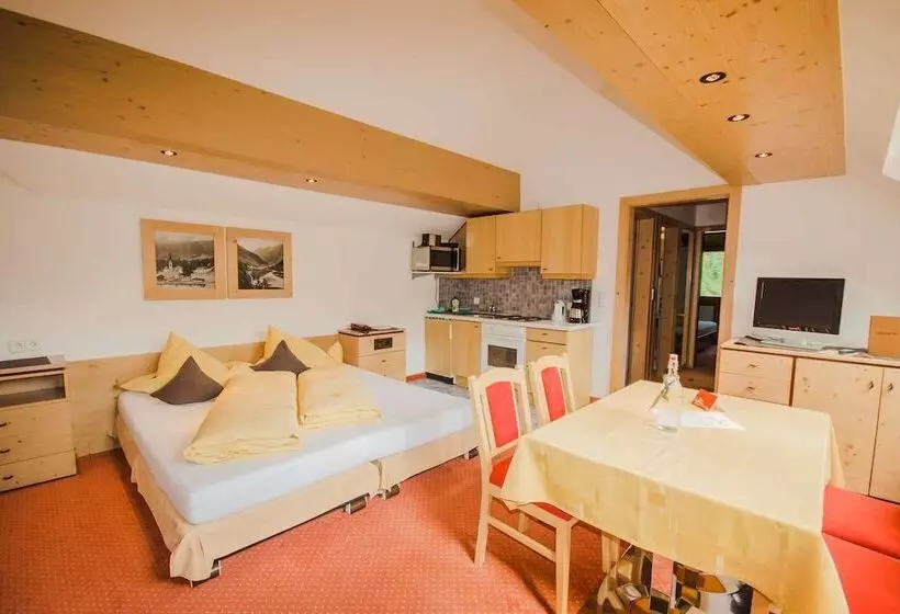 Hotelli Garni Hainbacherhof