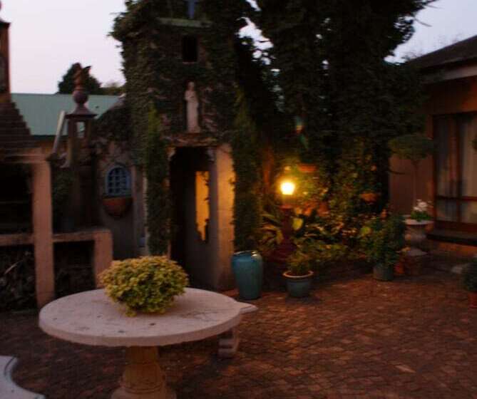 ホテル Hampton House Guest House