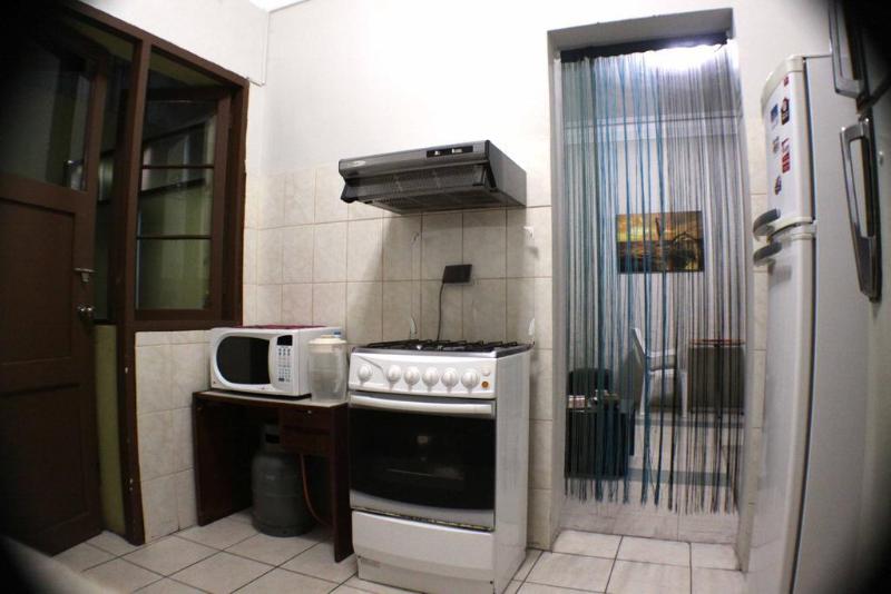 Отель House Inn Backpackers