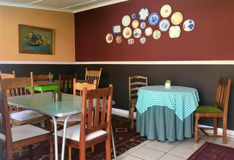 호텔 John Montagu Accommodation