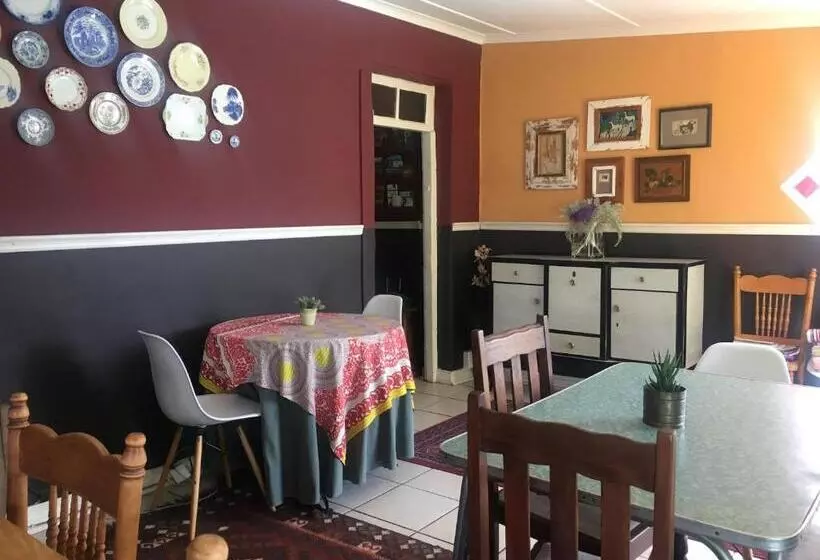 Hotelli John Montagu Accommodation