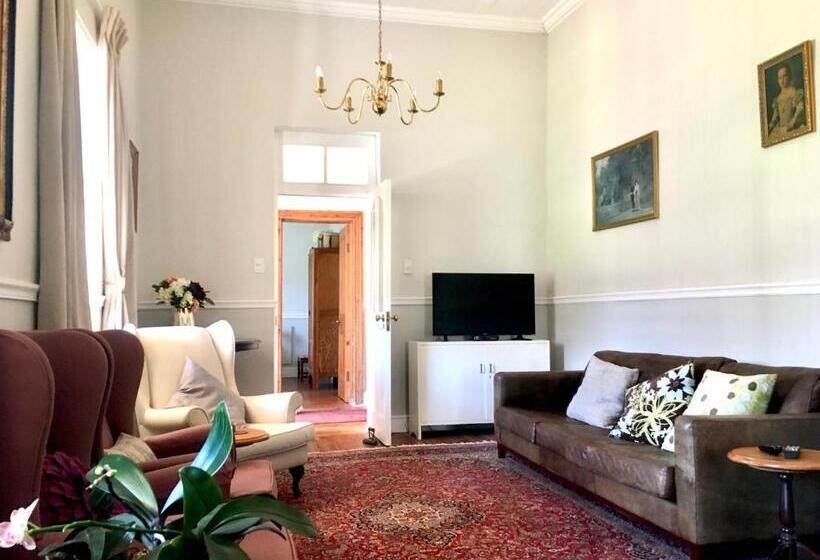 호텔 John Montagu Accommodation