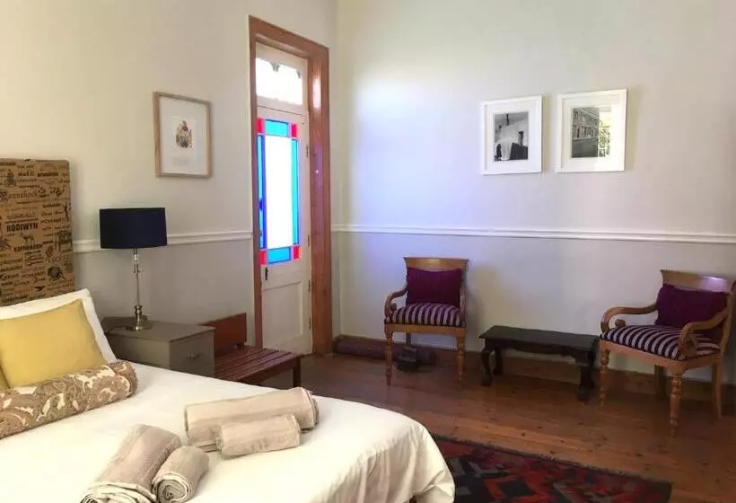 Hotelli John Montagu Accommodation