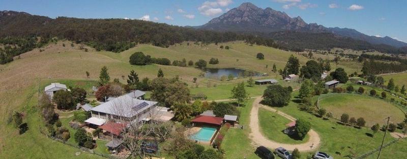 فندق Lillydale Farm Homestay