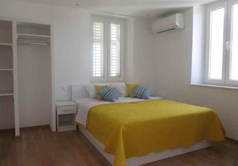 Fotos del hotel Old Town Ivona Rooms:  8