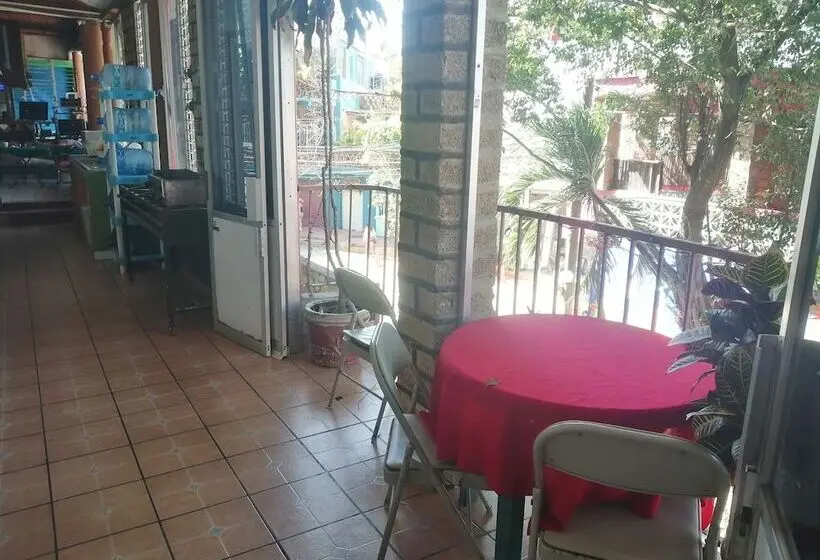 ホテル Posada Las Graditas