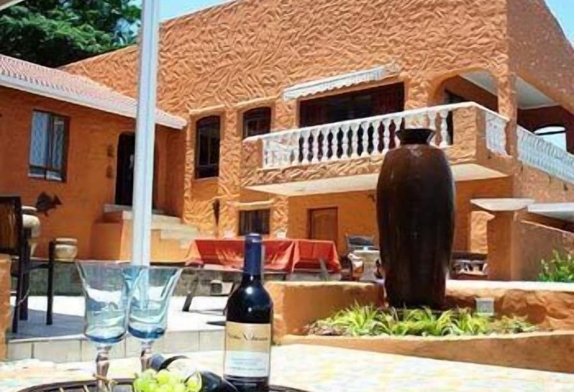 ホテル Villa Valencia