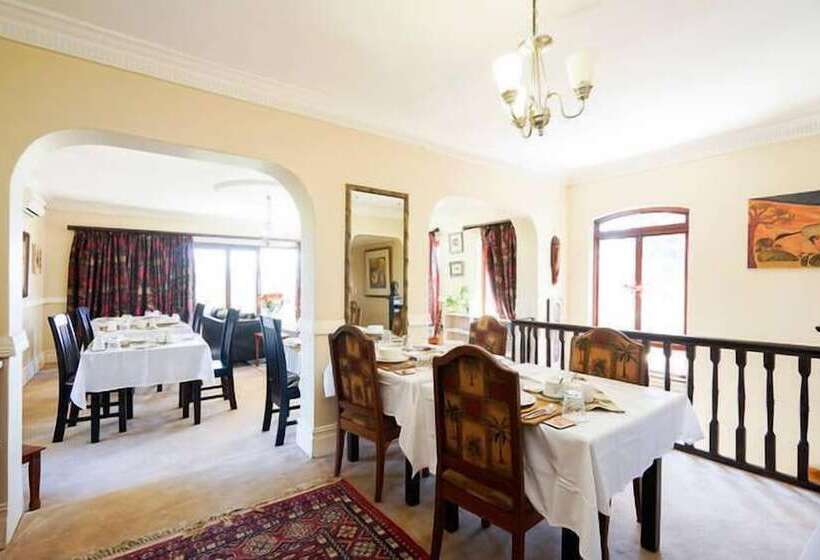 ホテル Villa Valencia