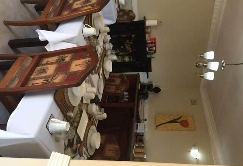 ホテル Villa Valencia