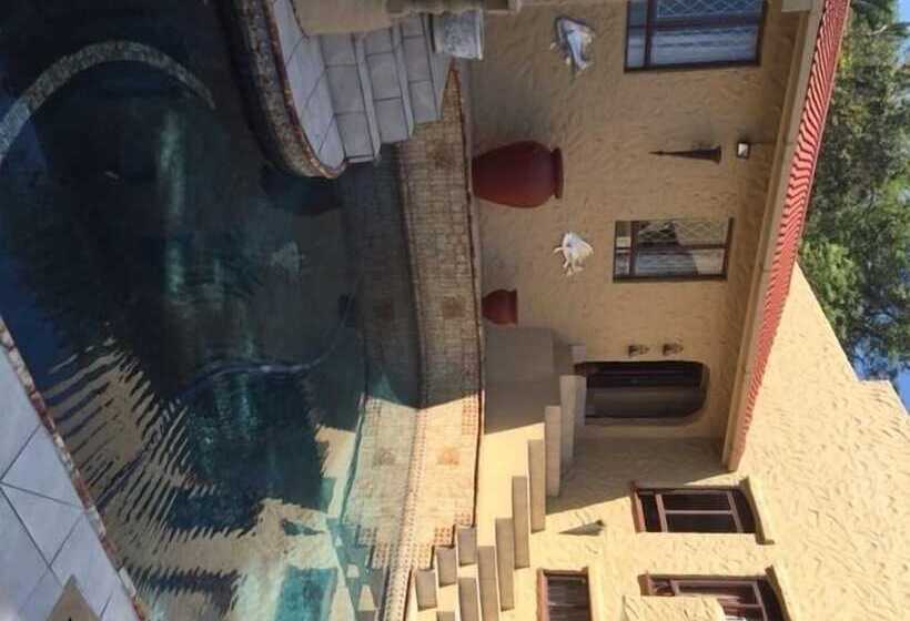 ホテル Villa Valencia