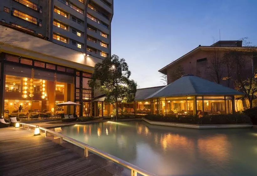 هتل Waraku Onsen Nihon No Yado Notoraku
