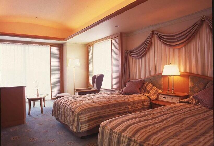 فندق Waraku Onsen Nihon No Yado Notoraku