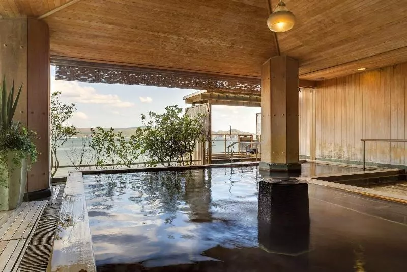 هتل Waraku Onsen Nihon No Yado Notoraku