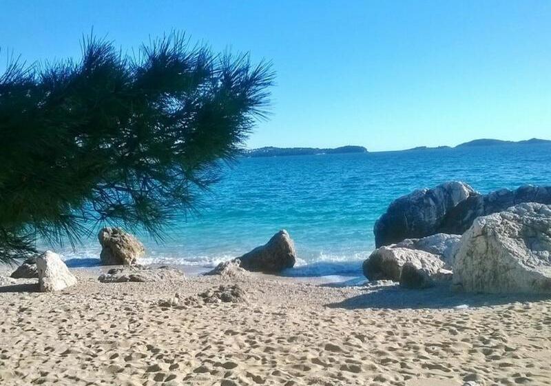 فندق Apartments Katica