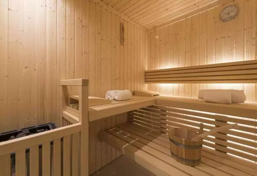 Hotelli Appartement Suites Berna