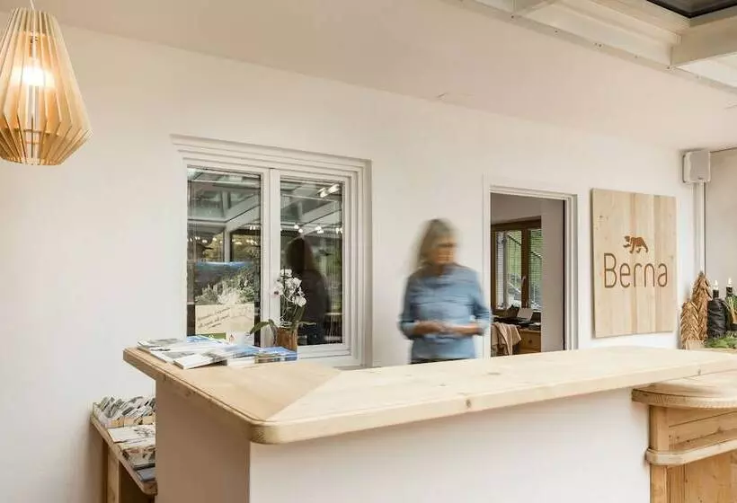 Hotelli Appartement Suites Berna