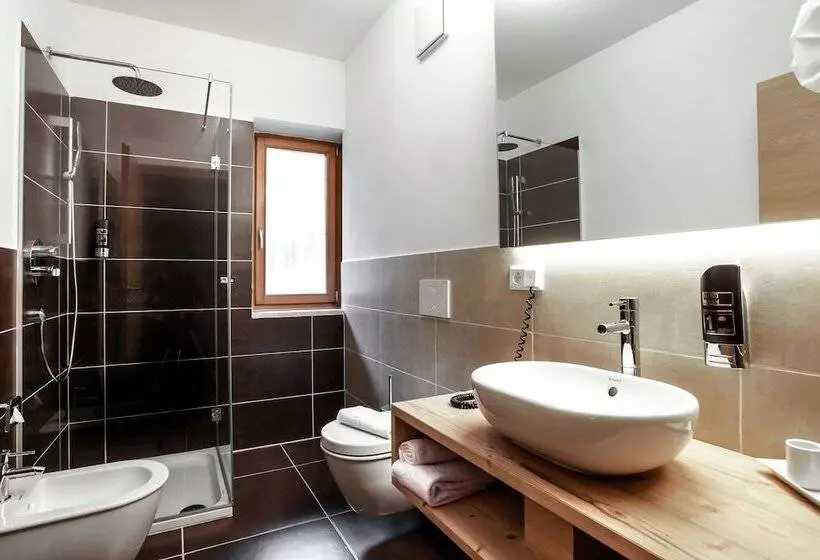 Hotelli Appartement Suites Berna