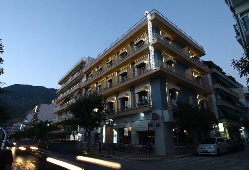 Отель Central