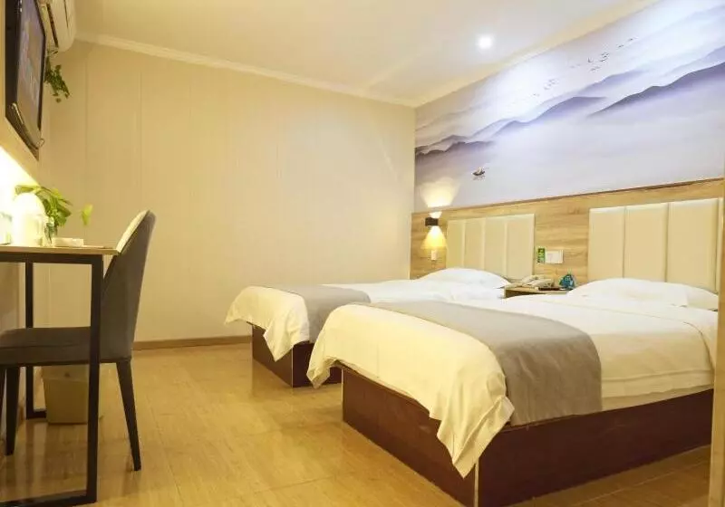 Hotelli Greentree Inn Nanjing Qinhuai District Xinjiekou Subway Station Express