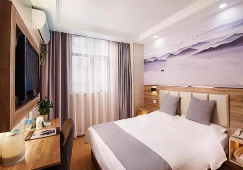 Hotelli Greentree Inn Nanjing Qinhuai District Xinjiekou Subway Station Express