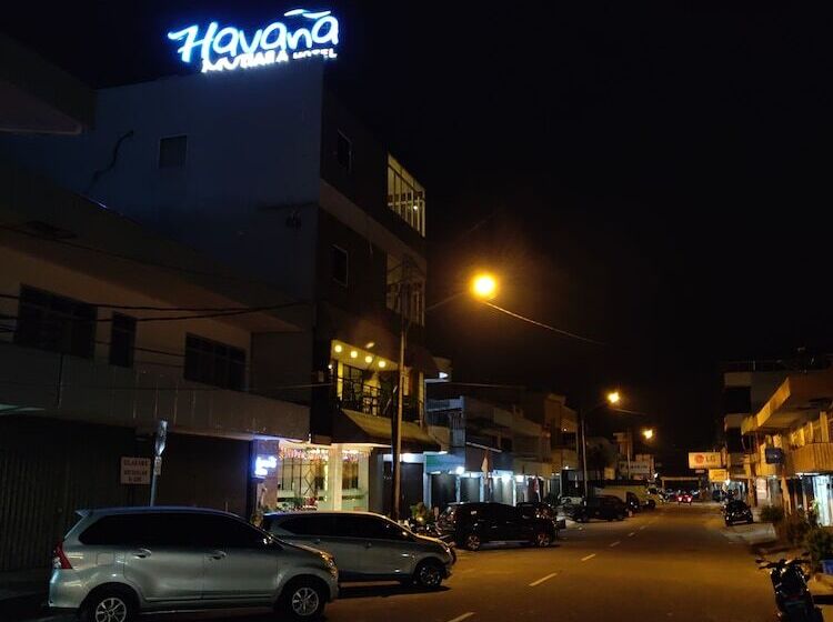 בית מלון כפרי Havana Mutiara Belitung