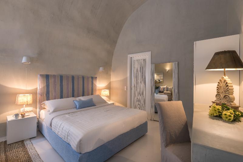 Отель Mythical Blue Luxury Suites