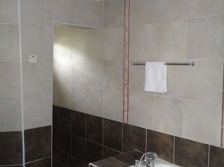 هتل Nakuru Milimani Guest House