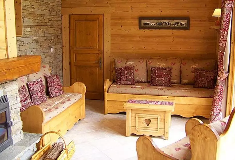 هتل Odalys Chalet Alpen Roc à Valloire