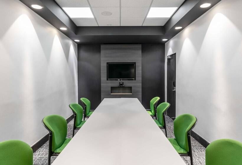 فندق Park Inn By Radisson Polokwane