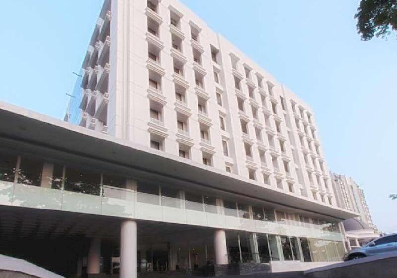 בית מלון כפרי Royal Padjadjaran