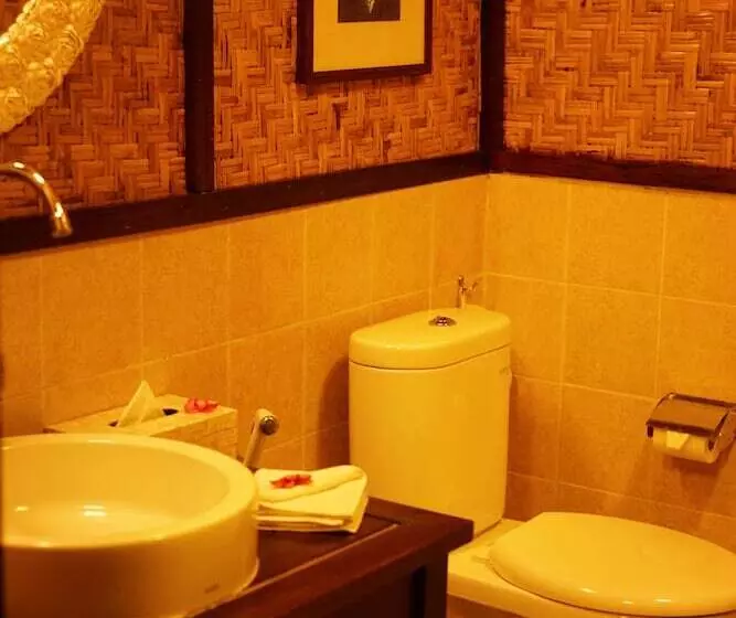 Hotelli Samawa Seaside Resort