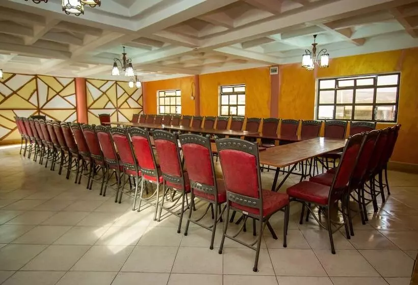 Three Ways Hotel & Restaurant