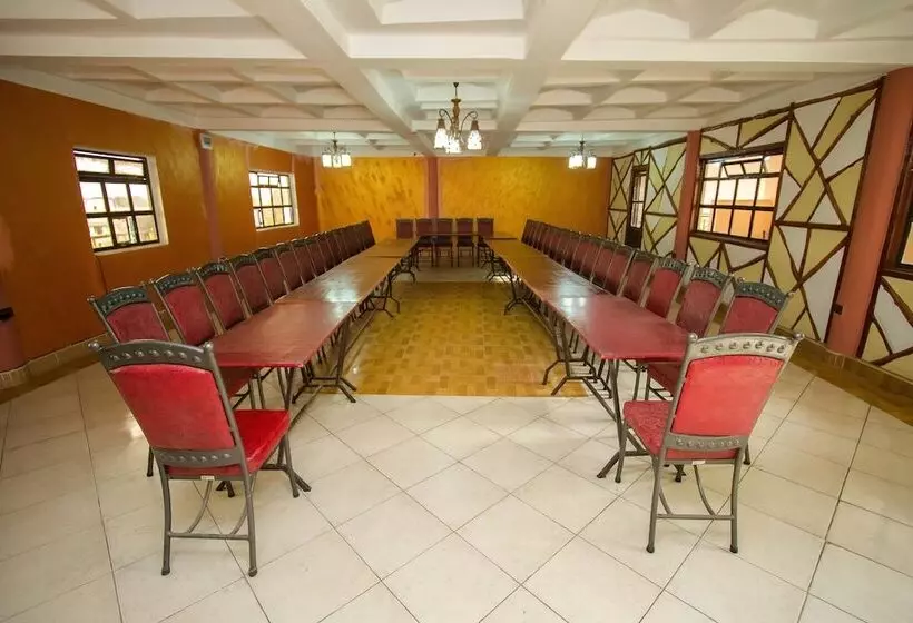 Three Ways Hotel & Restaurant