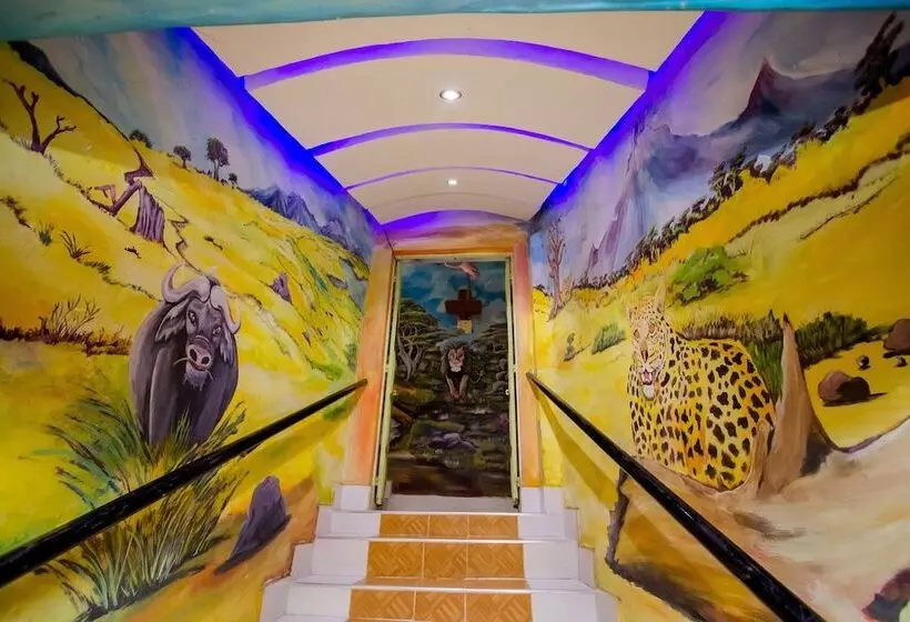 Three Ways Hotel & Restaurant