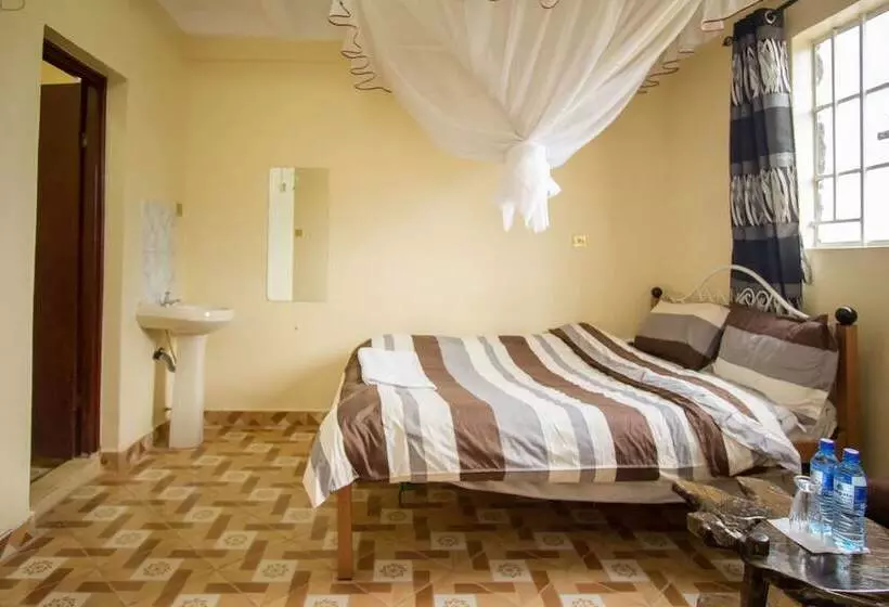 Three Ways Hotel & Restaurant