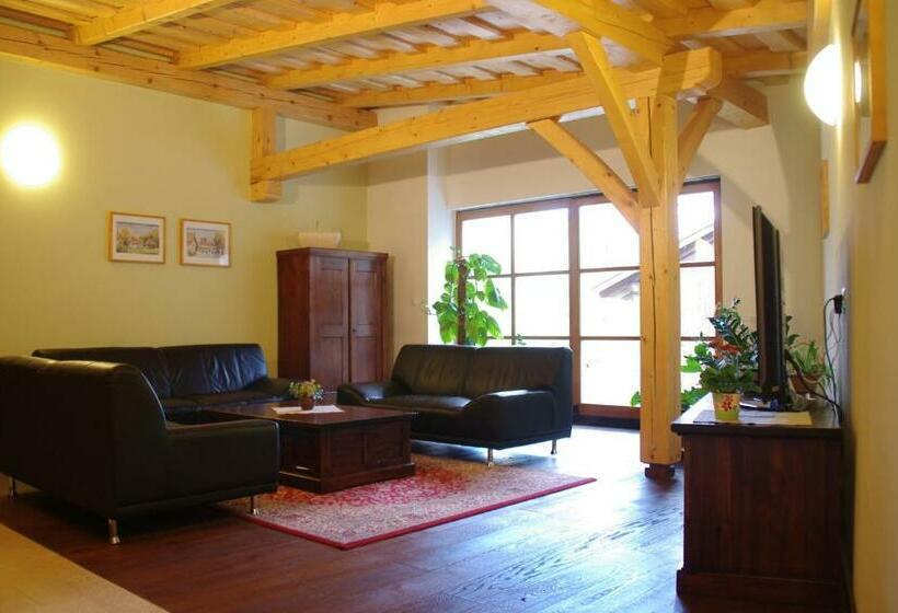 هتل Tourist Farm Zelinc