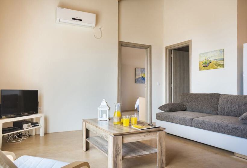 Magganos Sunset Villas