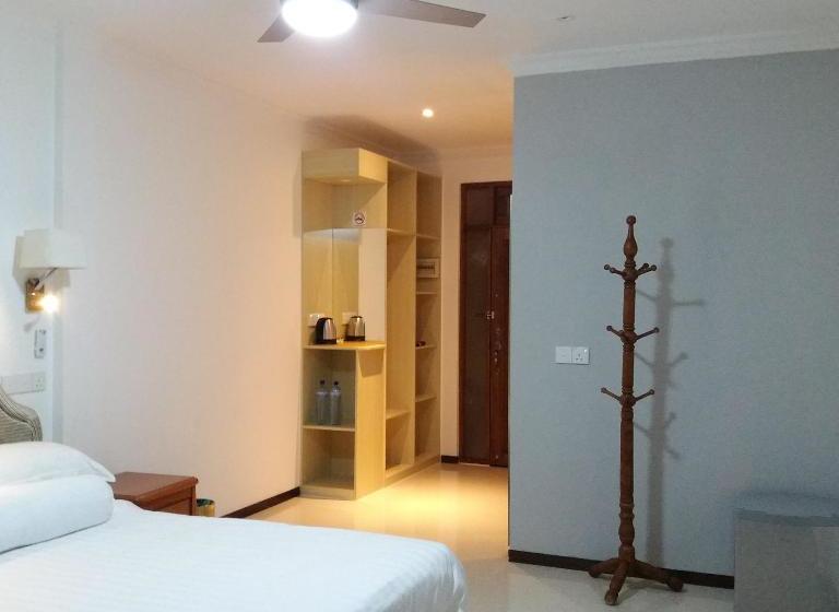 ペンション Nazaki Beach