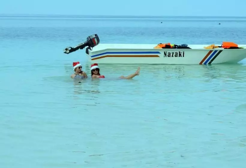 پانسیون Nazaki Beach