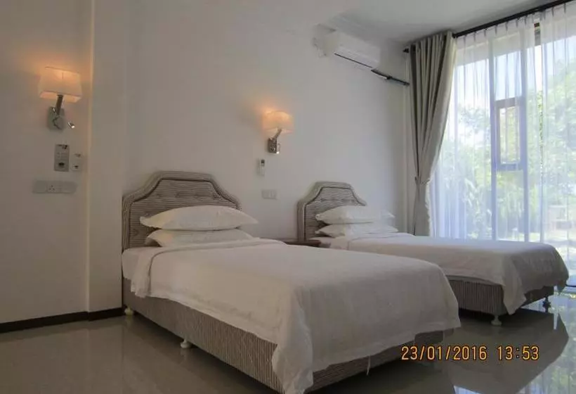 پانسیون Nazaki Beach