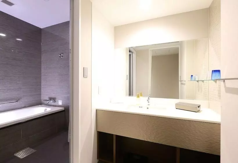 Quintessa Hotel Osaka Bay