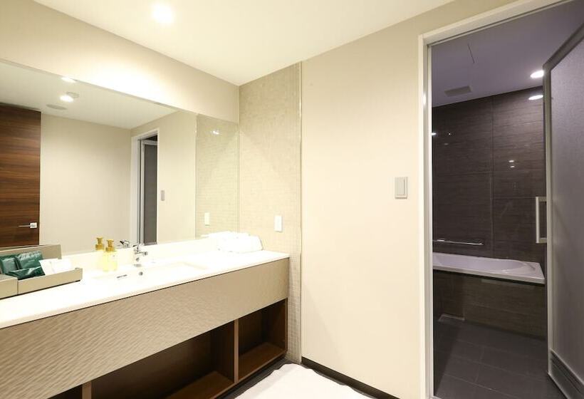 Quintessa Hotel Osaka Bay