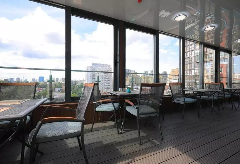 Raziotel Kyiv Yamska