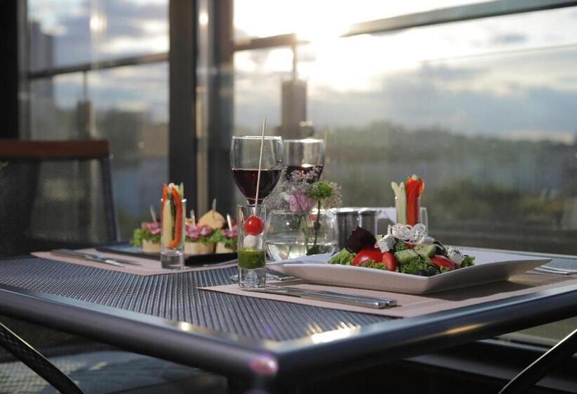 Raziotel Kyiv Yamska