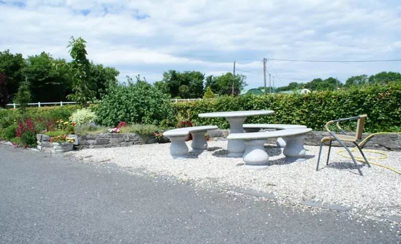 Ardscull Farmhouse B&b