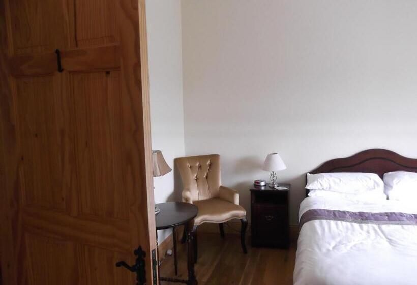 Ashley Lodge Bed & Breakfast