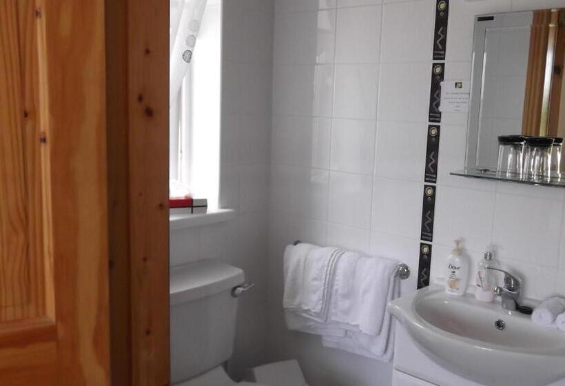 Ashley Lodge Bed & Breakfast