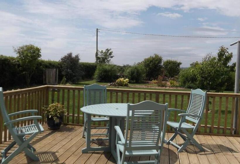 Ashley Lodge Bed & Breakfast