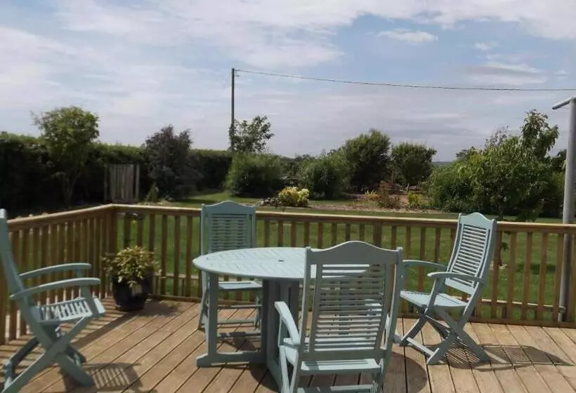 Ashley Lodge Bed & Breakfast