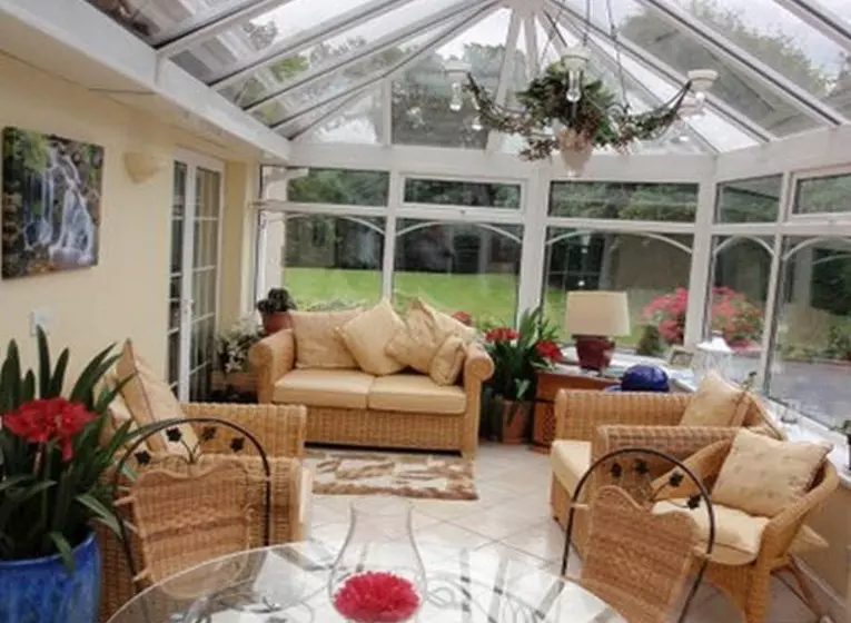 تختخواب و صبحانه Glenmaroon House